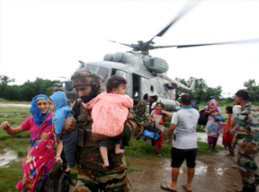 1000 Army men,families stranded without food, water in Kashmir