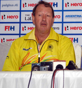 Walsh stays as India coach, to be given fresh contract