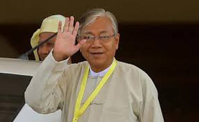 Suu Kyi aide sworn in as Myanmar prez in historic power shift