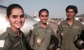 Women fighter pilots advised to put off motherhood by 4 years