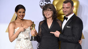 Priyanka and Liev presented the Oscar for ‘Best Film Editing’, that was won by Margaret Sixel for ‘Mad Max: Fury Road’.