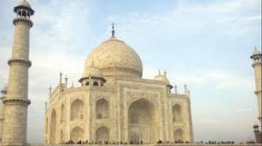 Tourists to shell out more to see Taj