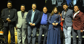 Organizers and artists (L-R) Kumar Sanu, Rocky (Rakesh) Kaushal, Mayur Patel, Babubhai Patel, Alka Yagnik, Nick Patel and Bhavesh Patel