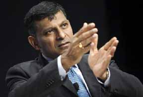 Rajan unfit to be RBI Guv, should be removed Swamy