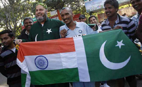 Separated Indian, Pakistani siblings meet in UAE after 48 yrs