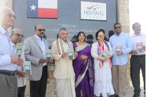Dallas Indians led by Prasad Thotukara pay tributes to Freedom leaders - Gandhi and Jefferson
