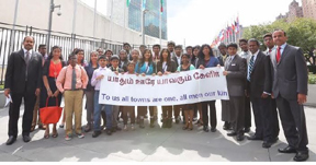 Students and organizers of the event before the UN headquarters  building in New York
