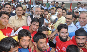 centre-to-develop-state-of-art-sports-facilities-in-jk