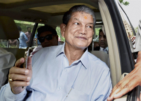 New Delhi: Uttarakhand Chief Minister Harish Rawat arrives at CBI headquarters for questioning in connection with the sting CD probe in New Delhi on Tuesday. PTI Photo by Kamal Singh (PTI5_24_2016_000063B)