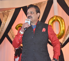 Dr Romesh Japra wishing Happy New Year