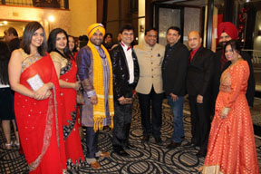From left Shital Daftari, Ami Gada, Gurmeet Singh, Sunil Shah, Anil Oraskar, Satish Gada, Mukesh Shah,  Onkar Sangha & Payal Shah