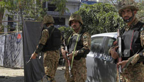 Pak executes three Islamic militants