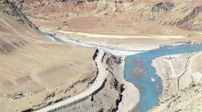Pak gives Chinese firm contracts for dam construction on Indus