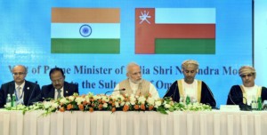 PM woos investors at Oman India business meeting