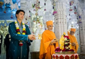 Trudeau visits Akshardham temple