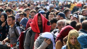 US lifts ban on refugees from 11 countries
