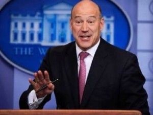 Trumps top economic advisor cohn quits after trade dispute
