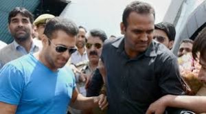 Salman Khan in Kashmir to shoot for