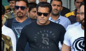 Salman gets notice for illegal construction