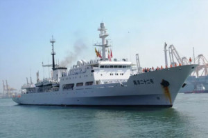 Hydrographic survey ship of Chinese Navy in Lanka on goodwill visit