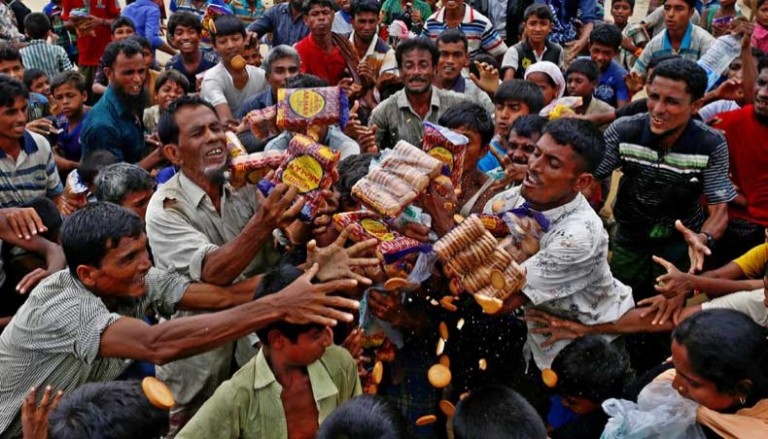 India provides relief supplies to Bangladesh for Rohingyas