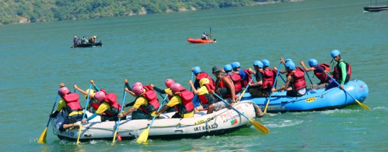Adventure sports being promoted in Tehri Lake