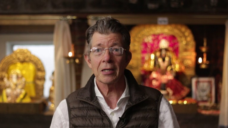 Dr. Robert Svoboda is the first Westerner ever to graduate and be licensed to practice Ayurveda in India
