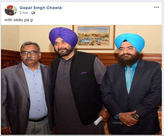 Sidhu assailed after pro-Khalistan leader shares photo with him on social media