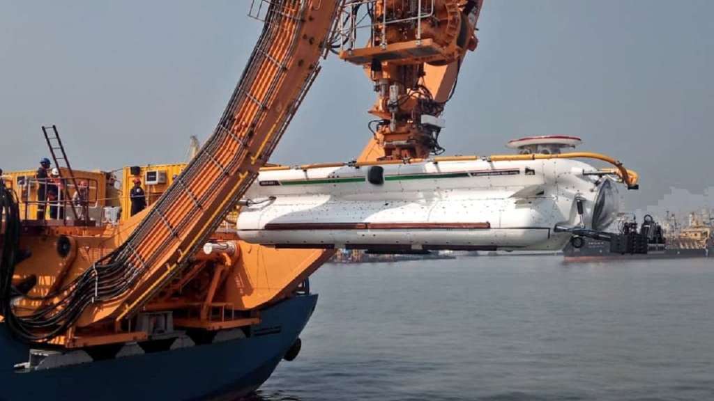 Navy inducts deep submergence rescue vehicle to get one more