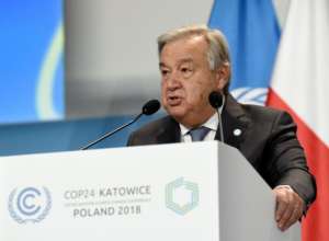 World 'way off course' in climate change fight UN chief