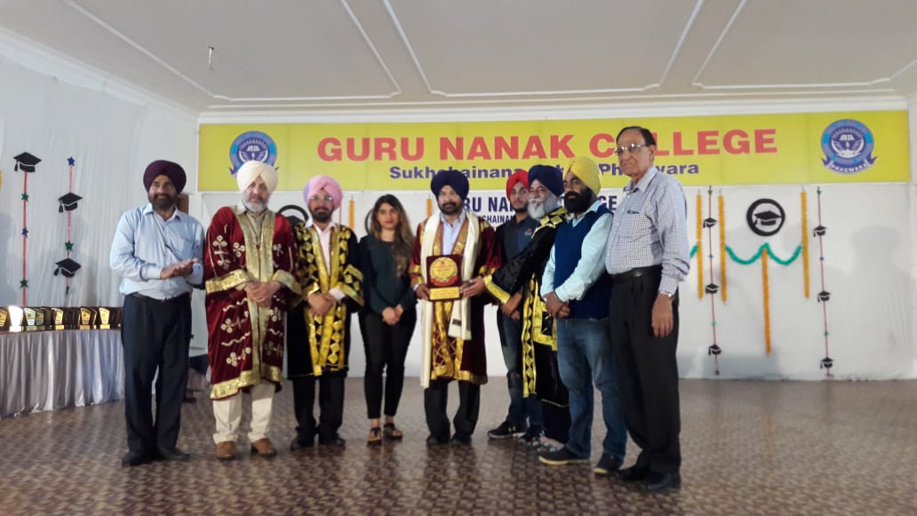 Guru Nanak College holds convocation ceremony