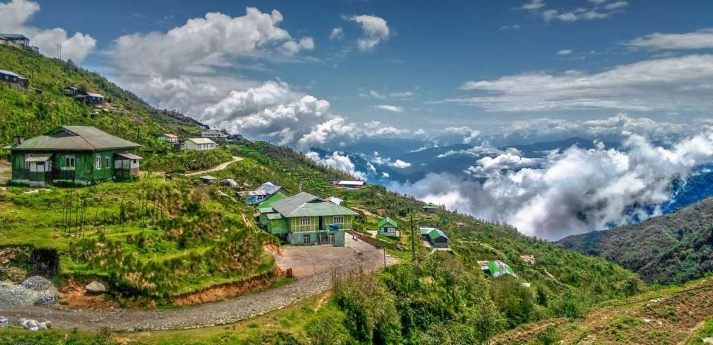 Gangtok, Sikkim: Scenic beauty & striking views of Kanchenjunga