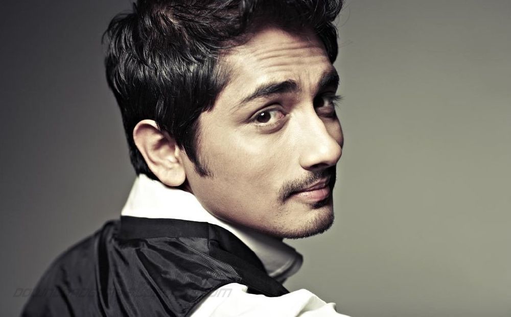 I don't think I can make things fly with my stardom: Siddharth