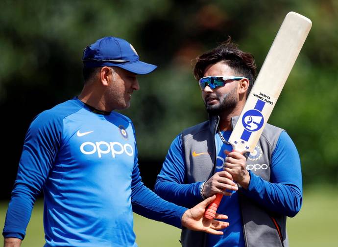 SA T20s: Dhoni unlikely as selectors ready to persist with Pant