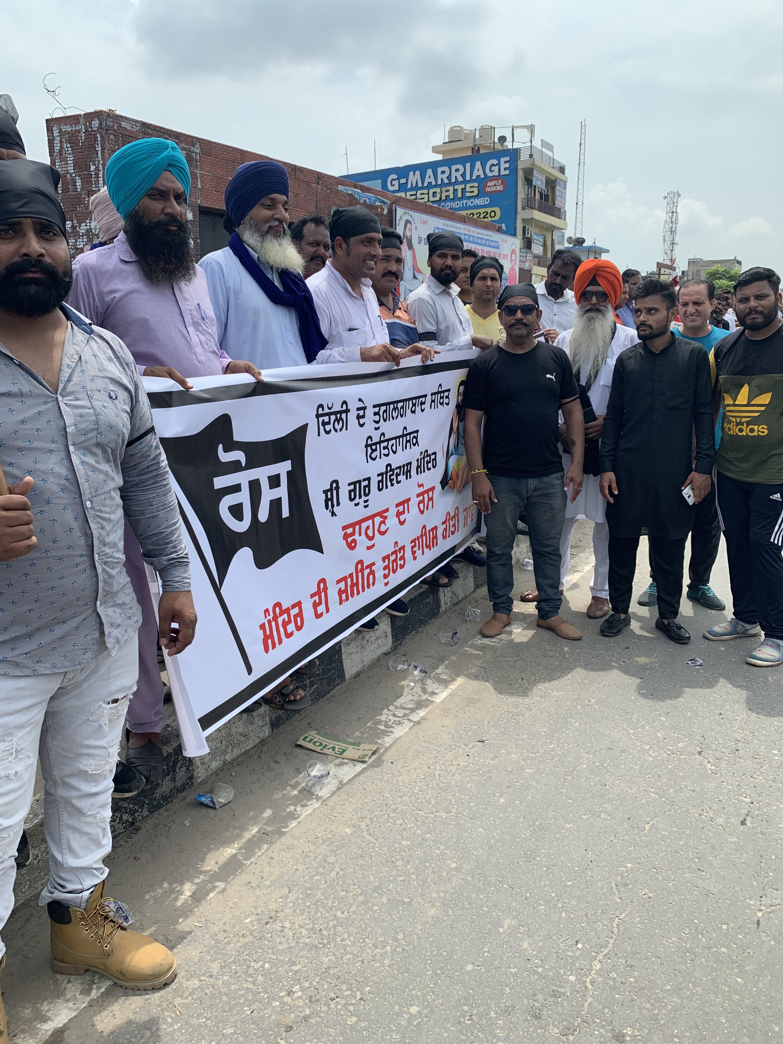 Ravidasia community holds protest even on I-Day