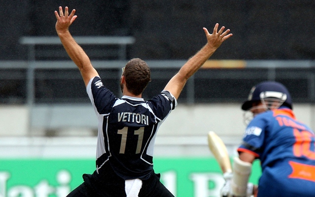 New Zealand retires Vettori's ODI jersey no.11