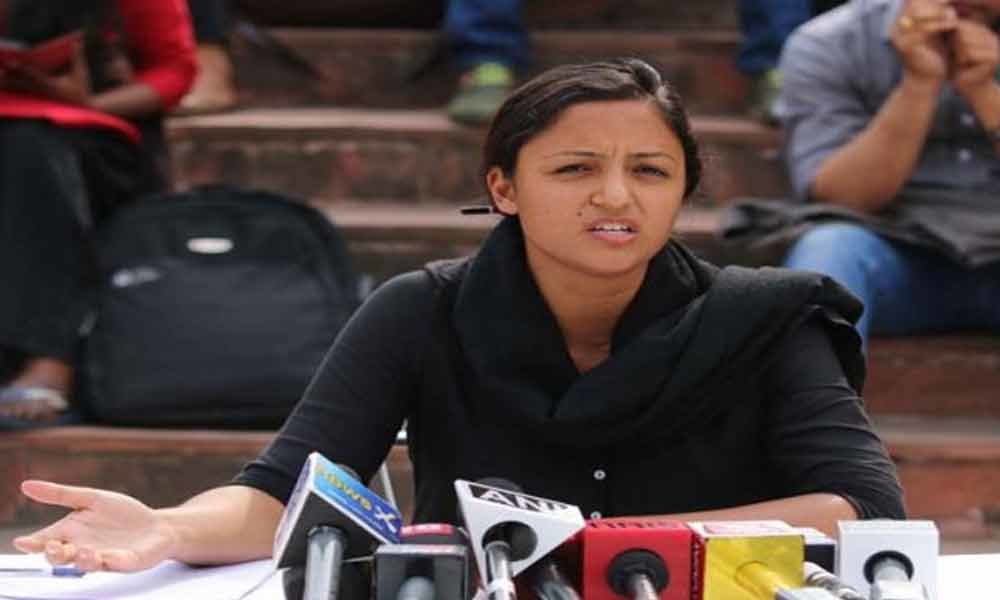 Shehla Rashid reasserts claims on J&K situation; gets into argument with journalists