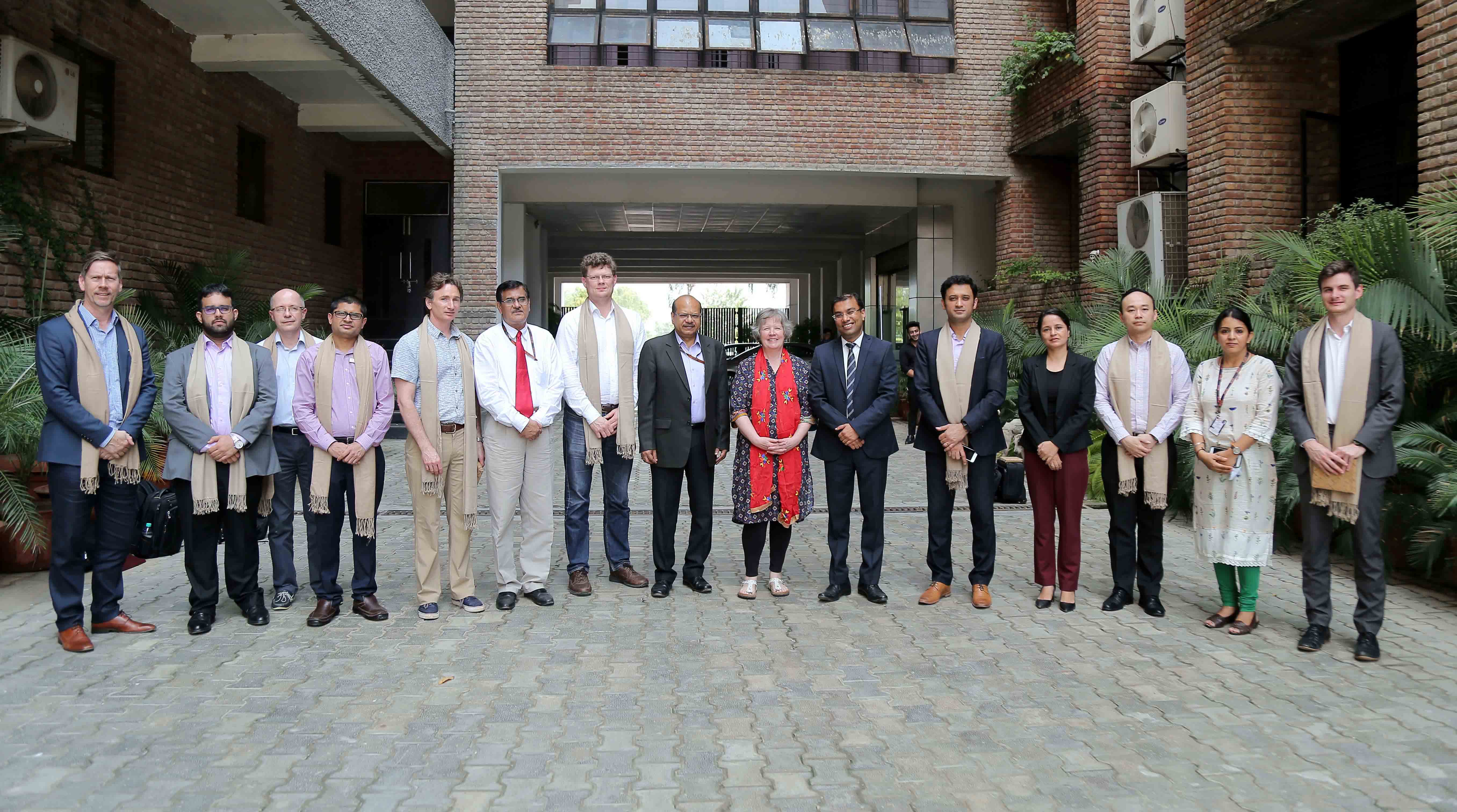 Head Division of International Affairs Aman Mittal standing along delegation from Australia's La Trobe University at LPU campus
