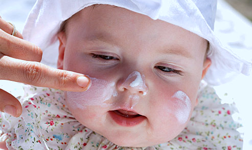 How to take care of baby's skin during winter