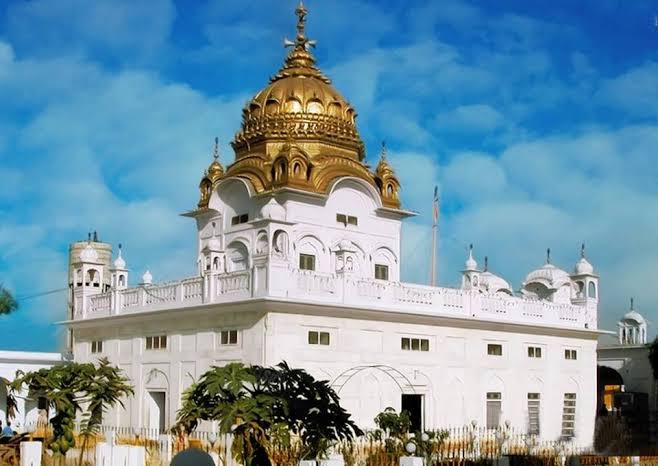Pakistan Sikhs to Dera Baba Nanak Gurdwara