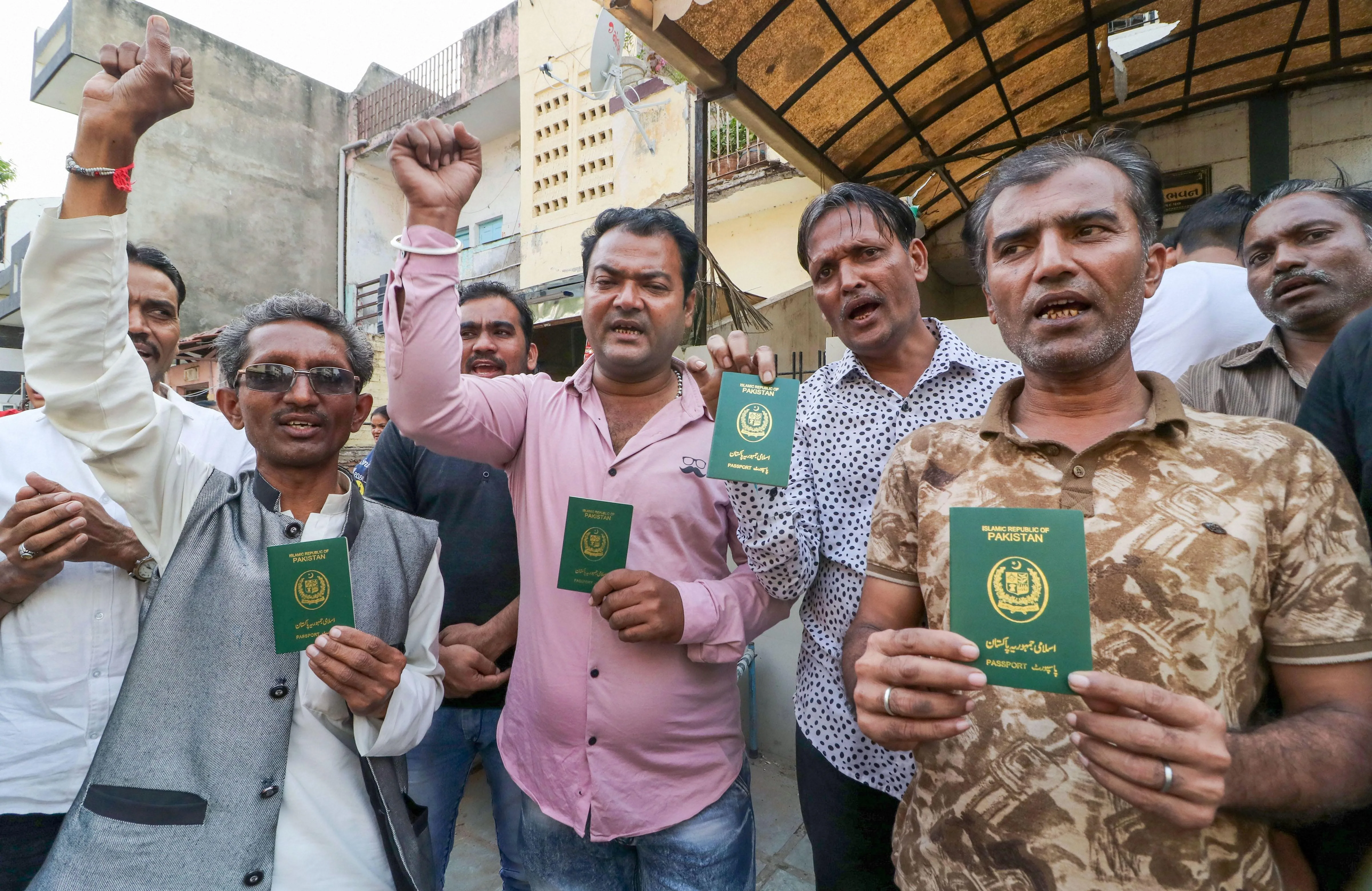 Plz understand our pain, don't protest against amended citizenship law: Pak Hindus