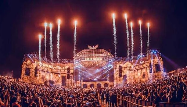 Two tourists from AP die after collapsing at Sunburn festival