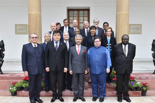 Jaishankar hosts lunch for envoys completing their tenure in India