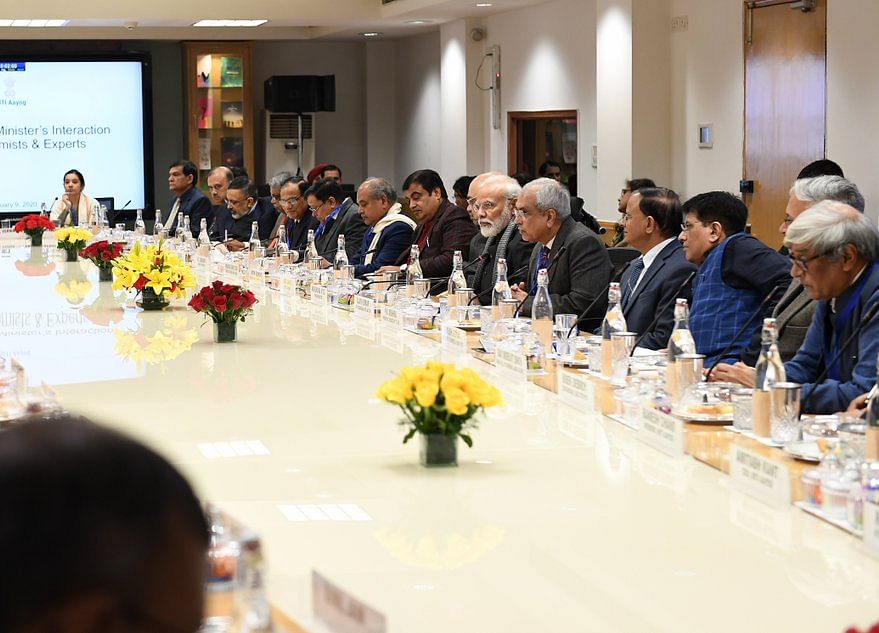 PM meets economists, industry experts ahead of Budget