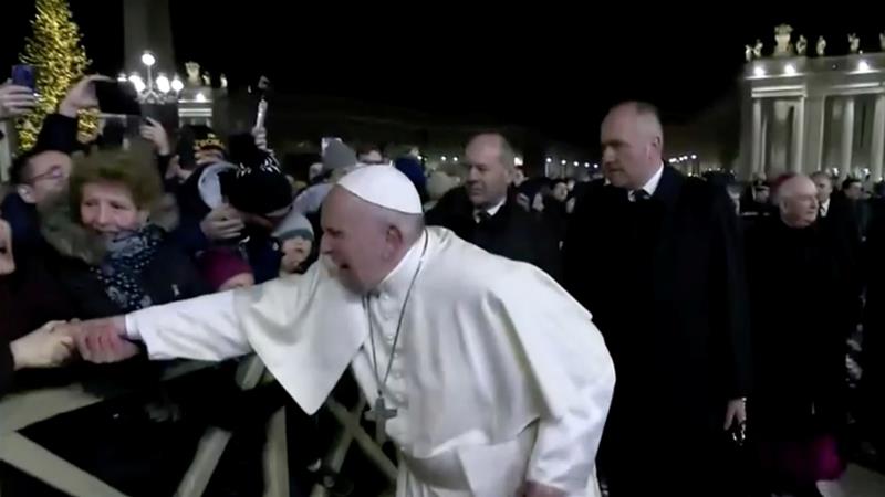 Pope sorry for slapping devotee