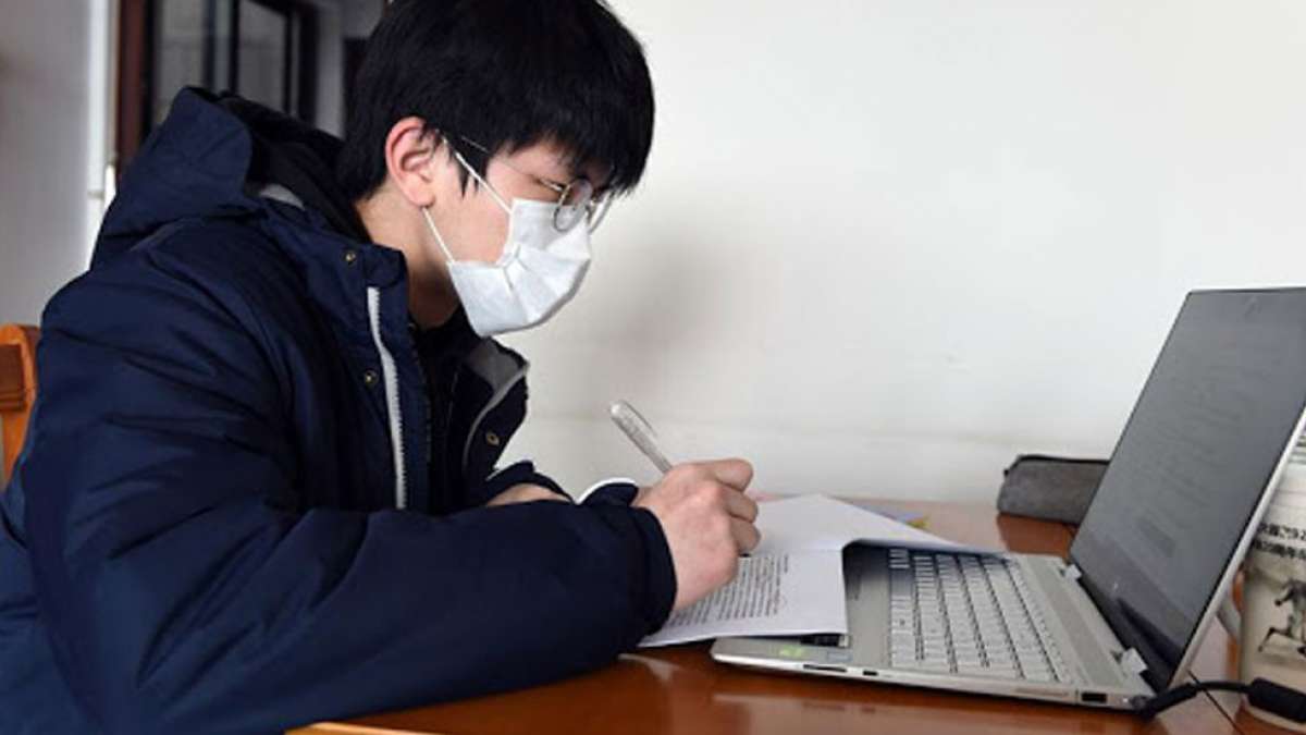 China offers classes online on coronavirus