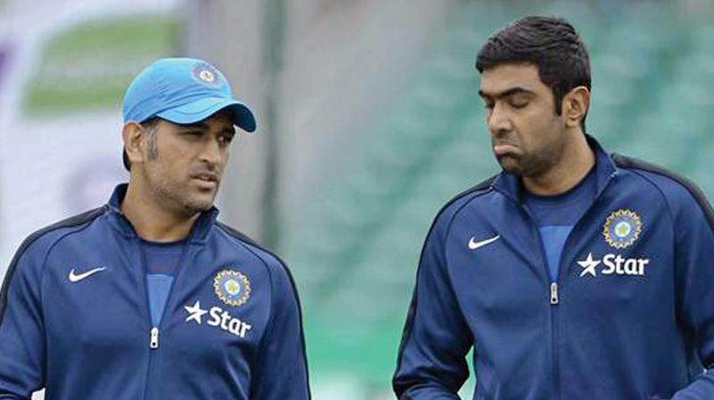 Dhoni, Ashwin facilitate online cricket coaching amid lockdown