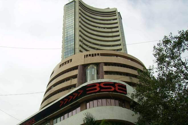 Sensex up 500 points on positive global cues