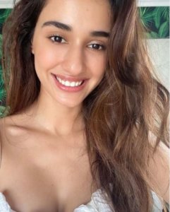 Disha Patani's latest picture is all about smiles