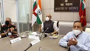 Defence Minister Rajnath hints at China-Pak collusive threat